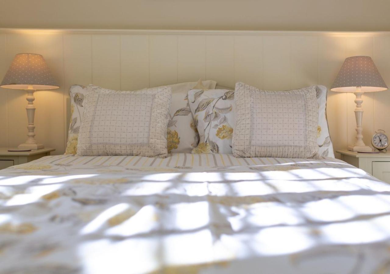Jasmine Cottage - 2 Bedroom In Heart Of Bourton! المظهر الخارجي الصورة