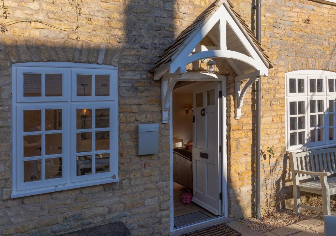 Jasmine Cottage - 2 Bedroom In Heart Of Bourton! المظهر الخارجي الصورة