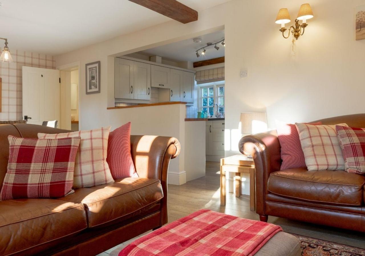 Jasmine Cottage - 2 Bedroom In Heart Of Bourton! المظهر الخارجي الصورة