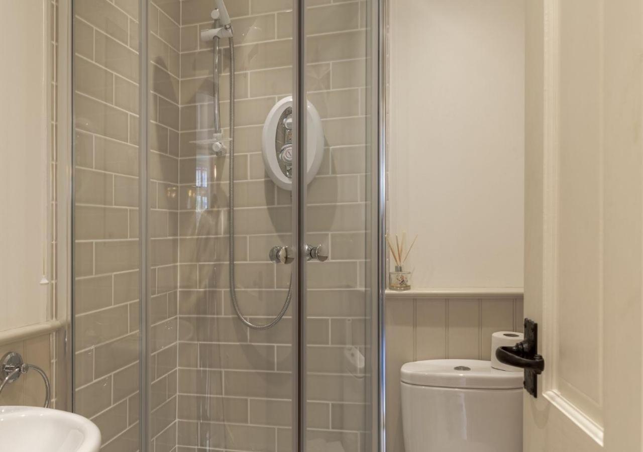 Jasmine Cottage - 2 Bedroom In Heart Of Bourton! المظهر الخارجي الصورة